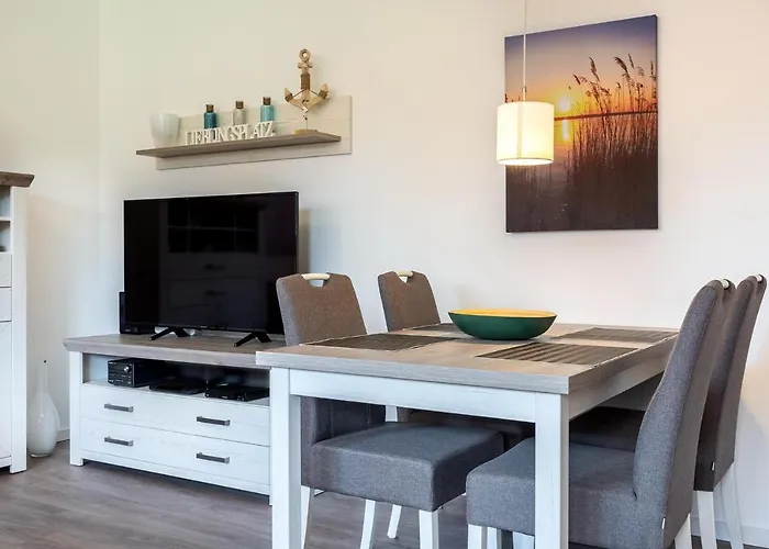 Ostseeallee Ostseeallee 4-30 شقة 4*